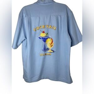 Caribbean shirt Embroidered cocktail design on the back Sz Medium tropical Mens